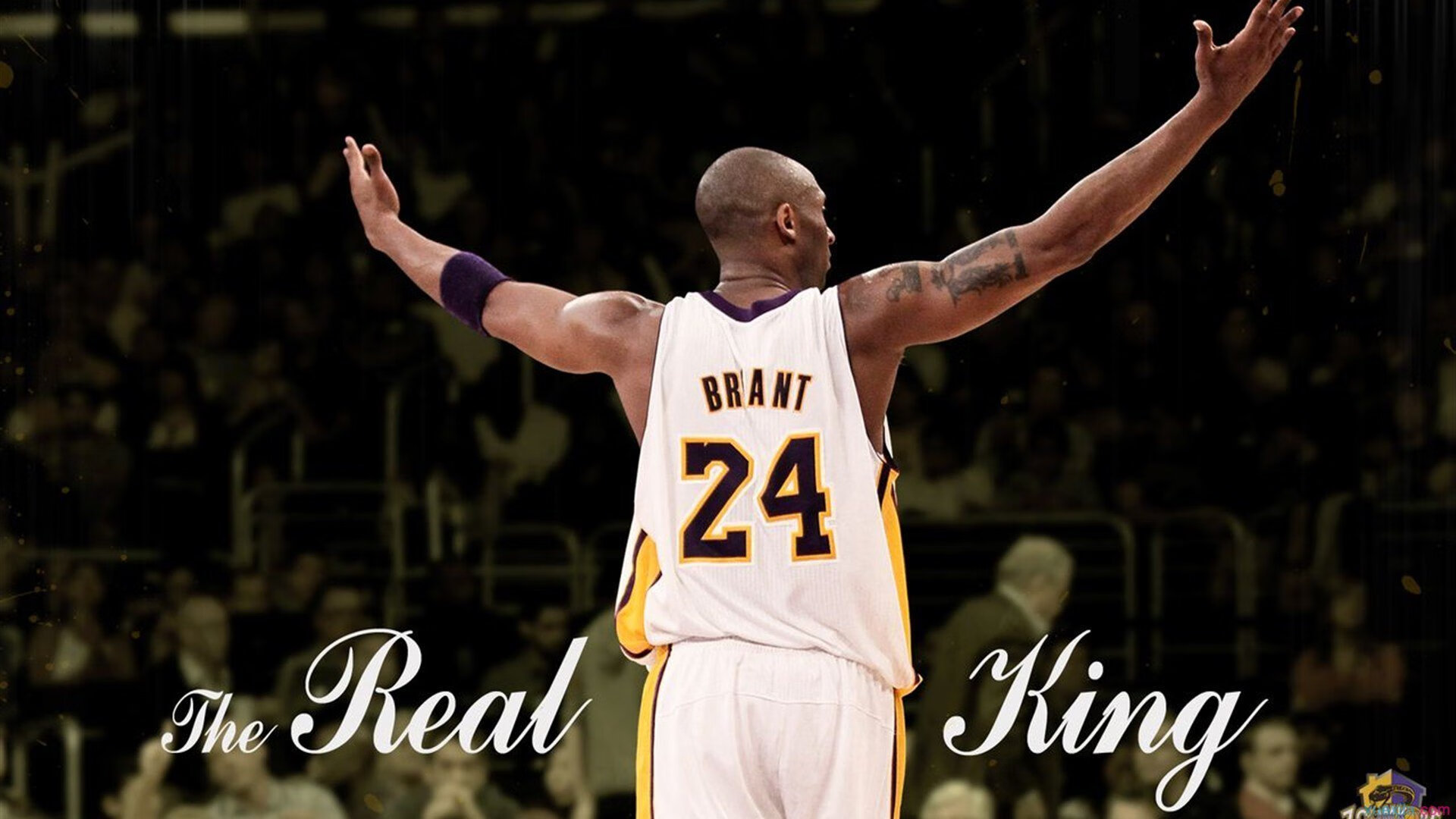 梅西第七次捧起金球奖 刷新足坛历史纪录